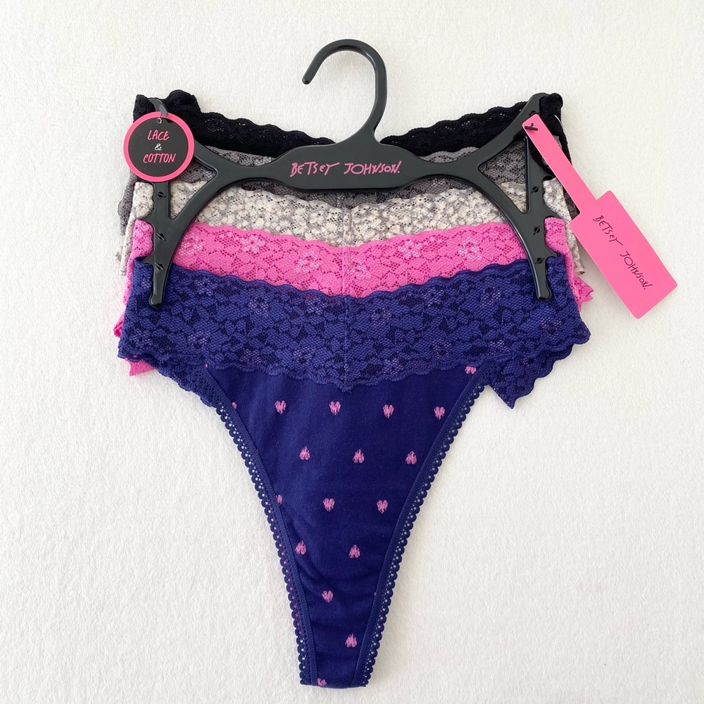 ❗️SOLD ❗️Betsey johnson panties